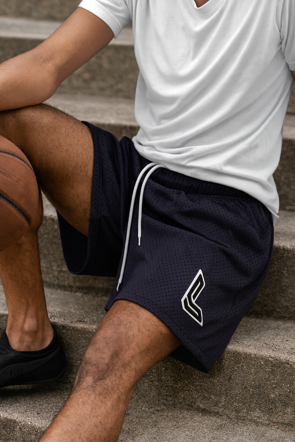 Mesh shorts 6”